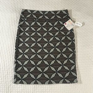 LuLaRoe Women’s Cassie Pencil Skirt/Size: XL /Color: Gray-Black Geometric (NWT)